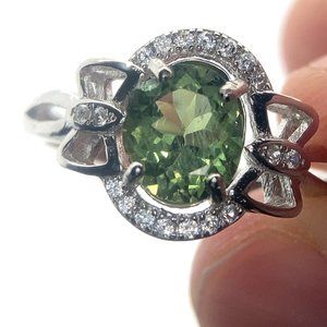 Green Apatite 1.00ct White Gold Finish Solid 925 Sterling Silver Infinity Ring